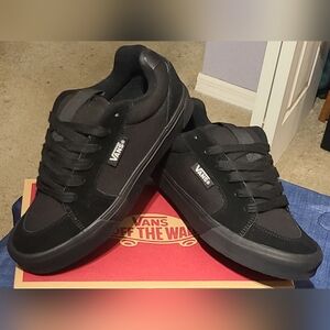 Vans Chukka Push "Blackout" Low, New In Original Box! Mens 11/Womens 12.5